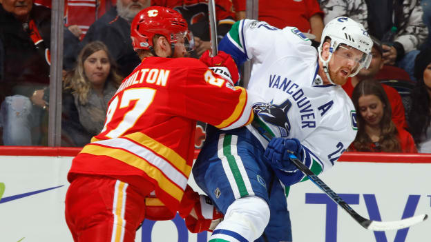 canucks flames