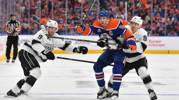 776312032_AD047_Kings_v_Oilers