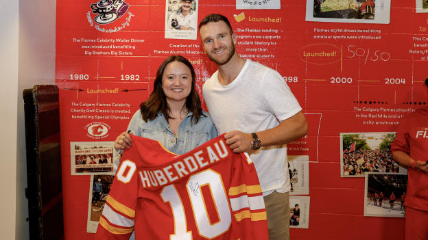 20251004_BONFIRE_FLA0454_JP