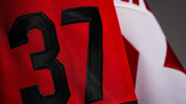 250806_Creative_Away_Jersey_Photoshoot_Details_26