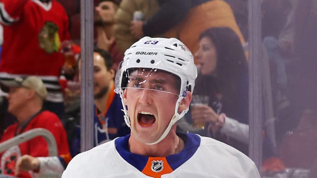 UBS Postgame Photos: Blackhawks 4, Islanders 3 OT