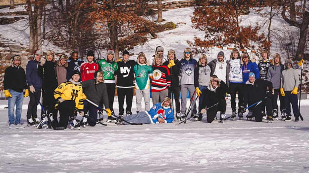 PHOTOS: Islanders Play Pond Hockey at Anders Lee's House in Minnesota