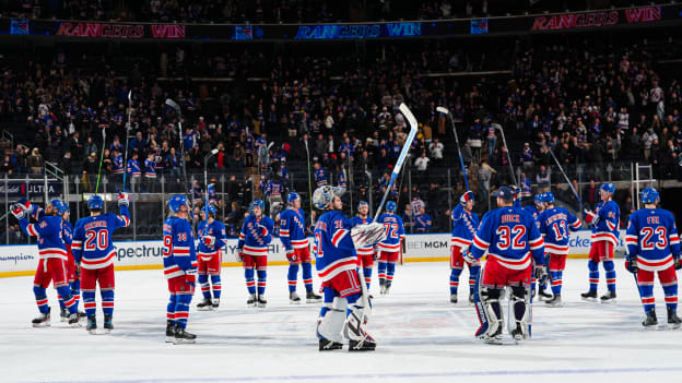 Ottawa Senators v New York Rangers