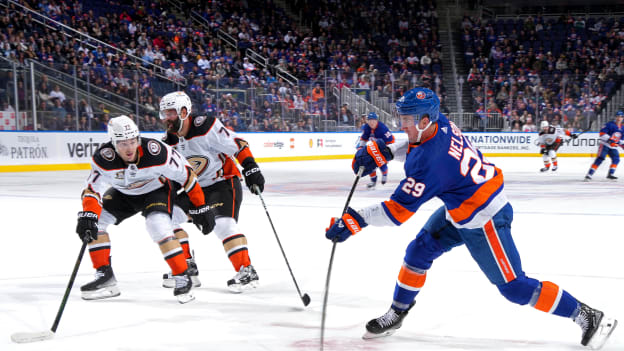 UBS Postgame Photos: Islanders 4, Ducks 3