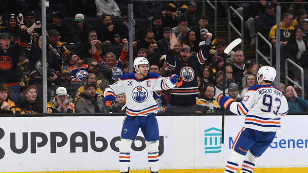 Edmonton Oilers v Boston Bruins