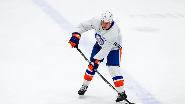 PHOTOS: Islanders Practice Jan. 24, 2024