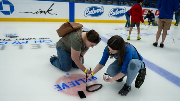 paint_the_ice-55
