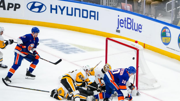 UBS Postgame Photos: Islanders 4, Penguins 3 SO