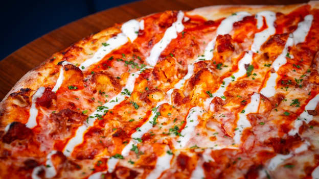 Buffalo Chicken Pizza Large