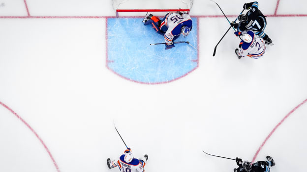 Edmonton Oilers v Utah Mammoth