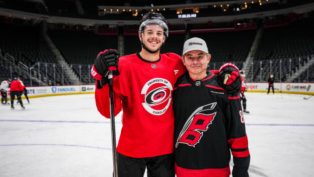 22_65406435_250304_CAR@DET_Morning_Skate_Mentors_JL100916