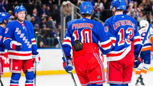 New York Islanders v New York Rangers