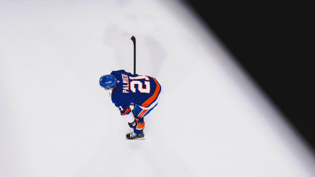 20251104_NYI_BOS_WARMUPS-3