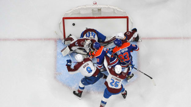 GALLERY: Oilers vs. Avalanche