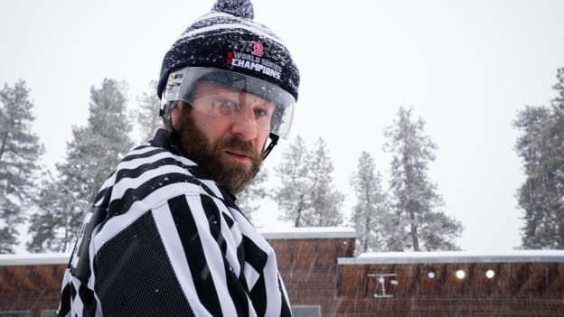 Outdoor Hockey in Winthrop, Washington