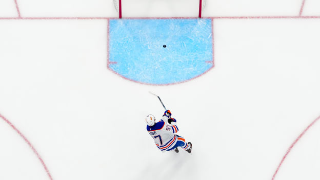 Edmonton Oilers v Utah Mammoth