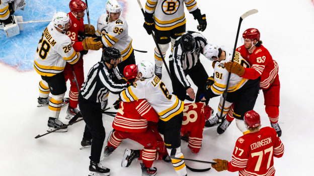 2025_12_02_BOS_ZS_In-Game_88