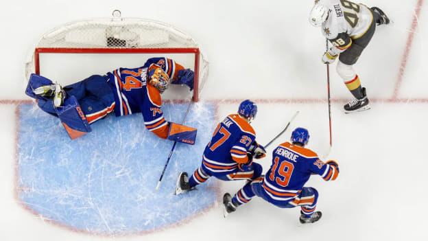 776318424_AD074_GoldenKnights_v_Oilers