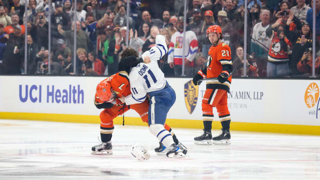 42059915_Toronto_Maple_Leafs_v_Anaheim_Ducks_Deleted_User_20260331_031021