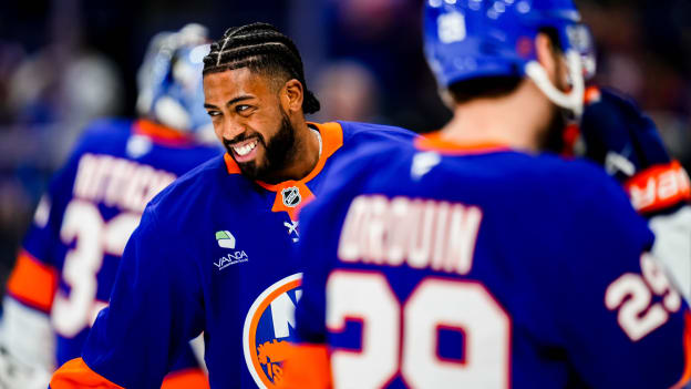 20251123_NYI_SEA_WARMUPS-16