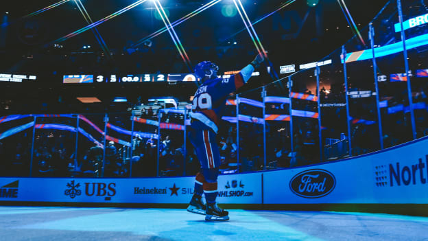 UBS Postgame Photos: Islanders 3, Flyers 2