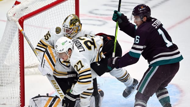 18162924_NHL__OCT_22_Bruins_at_Ducks_Andrew_Taylor_(Greenfly)_20231023_015008