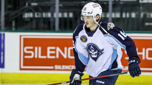 Calder Cup Playoffs Game Four: Ads at Stars