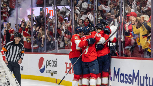 Game 4: Panthers vs. Hurricanes