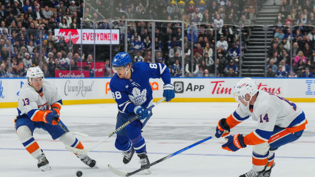 UBS Postgame Photos: Islanders 3, Maple Leafs 2