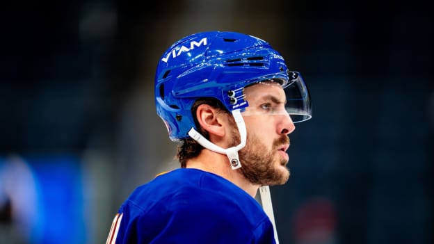 20251123_NYI_SEA_WARMUPS-02