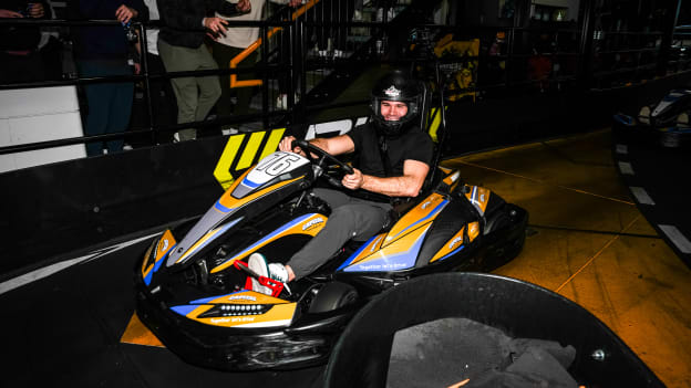 260127_RushHour_GoKart_TeamOuting_JPL00929
