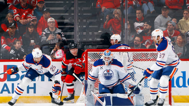 Edmonton Oilers v New Jersey Devils