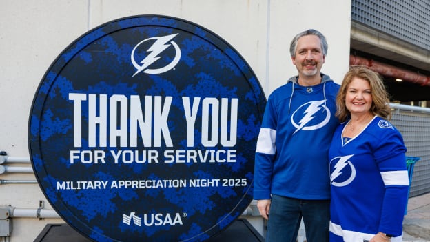 251116TBLvVAN_MilitaryAppreciation227cbl