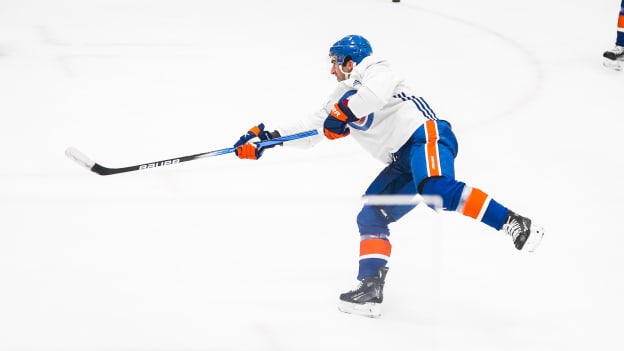 PHOTOS: Islanders Morning Skate Dec. 7