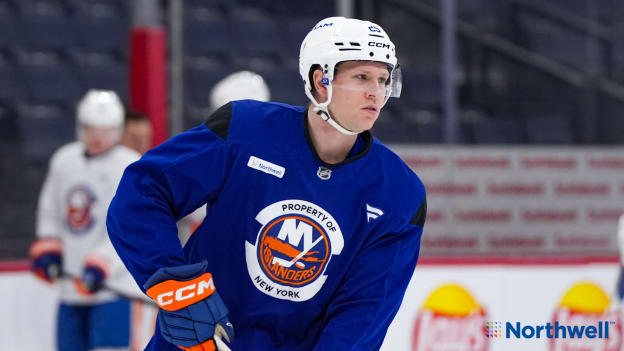 PHOTOS: Islanders Morning Skate Feb. 7