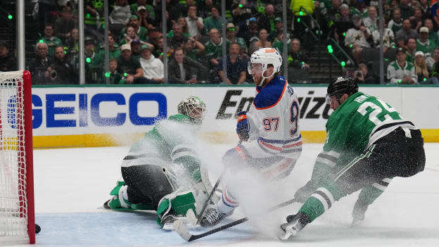 Edmonton Oilers v Dallas Stars