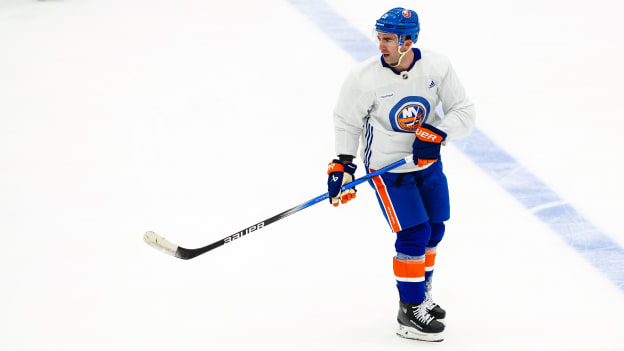 PHOTOS: Islanders Practice Dec. 28