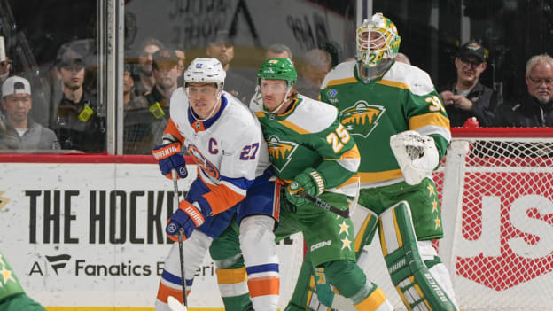 UBS Postgame Photos: Wild 6, Islanders 3