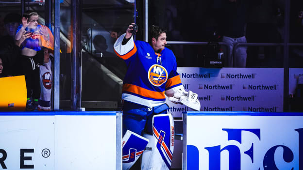 20251123_NYI_SEA_THREESTARS-2