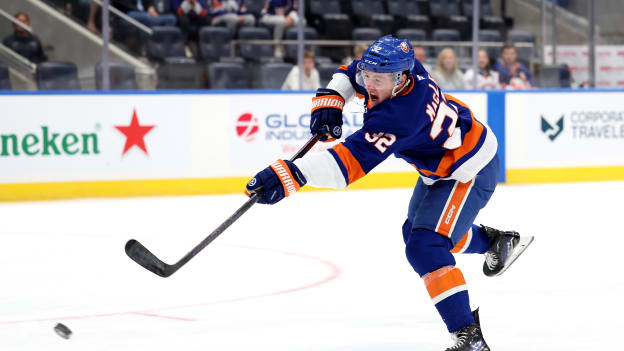 PHOTOS: Islanders 5, Devils 1