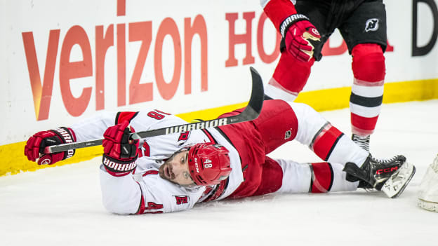 13_250427_CARvsNJD_RD1_GM4_JL200212