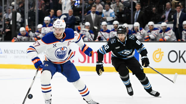 Edmonton Oilers v Utah Mammoth