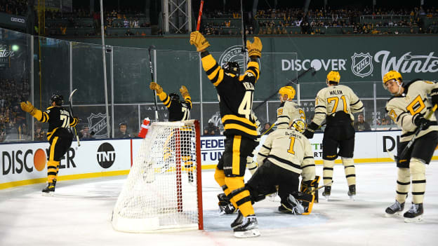Photos: In-Game at the 2023 Winter Classic