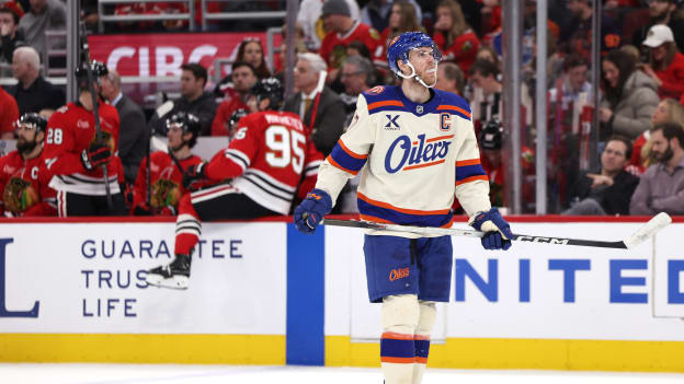 Edmonton Oilers v Chicago Blackhawks