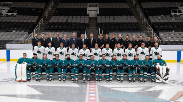 20190308_Sharks_Team_Photo_20190308_BM_0111_withKane4