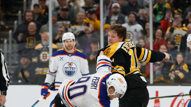 Edmonton Oilers v Boston Bruins