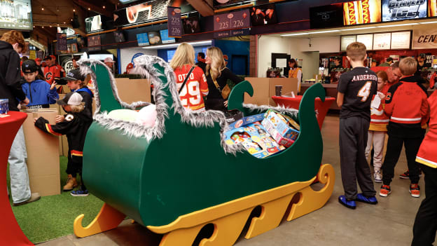 20251206_CGY_vs_UTA_FLA0229_JP