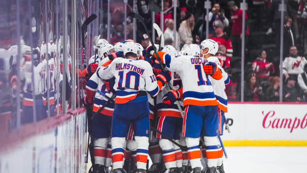 20251110_NJD_NYI_OTWINNER_BARZAL-12