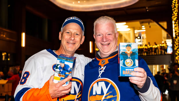 202511_NYI_BOS_BOBBLEHEAD-04