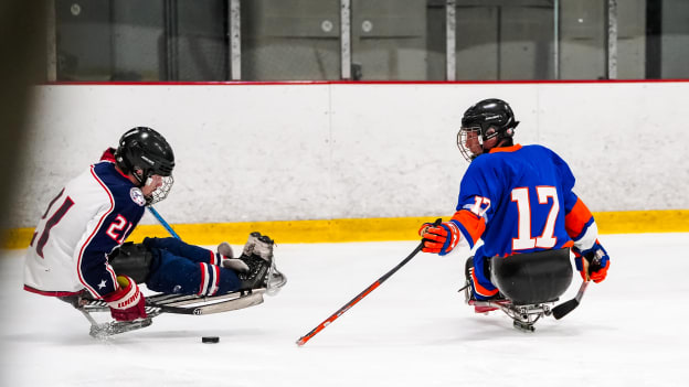 20251205_SledHockey-08